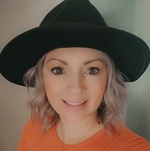 Meet your Posher, Kara